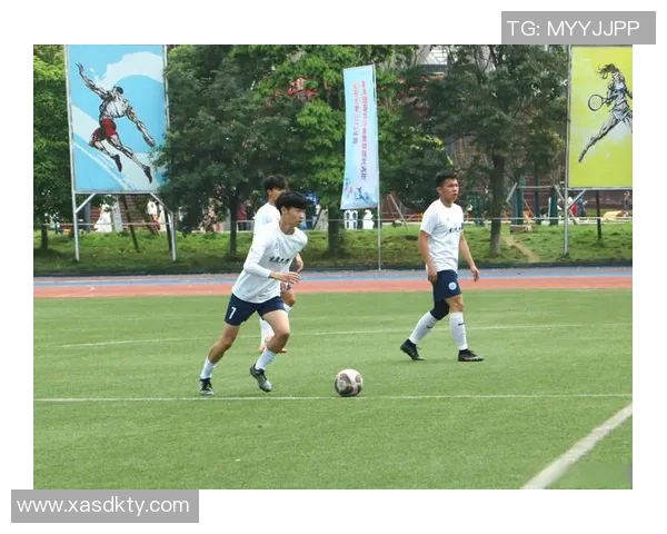 重庆足球队与成都足球队赛后分析实力对比与未来展望